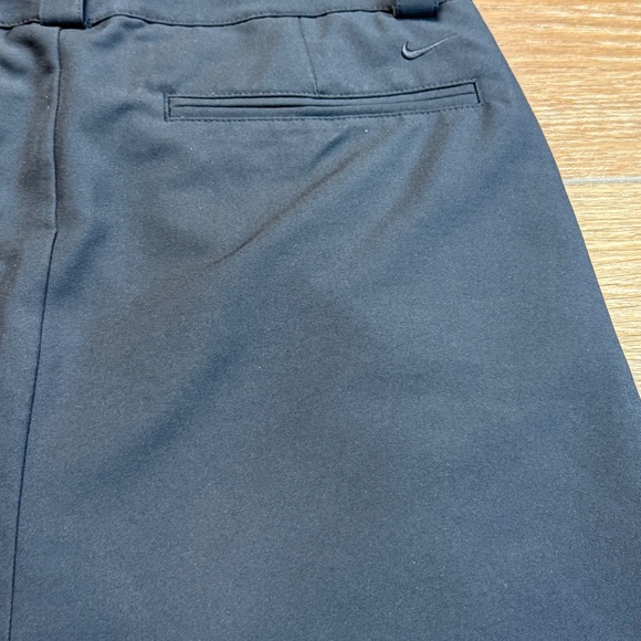 Nike Women's Dri-Fit Golf Skort, Black, size 4, Button Closure, Athletic - Picture 3 of 13